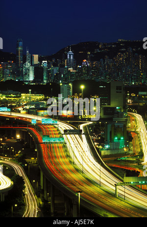 Skyline di Hong Kong di notte Foto Stock