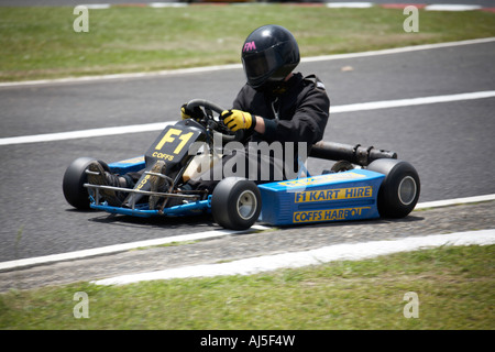 Go kart racing driver guida a Coffs Harbour nel Nuovo Galles del Sud Australia NSW Foto Stock