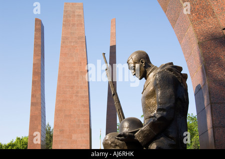 Memoriale della Seconda Guerra Mondiale il veterano, Aşgabat, Turkmenistan Foto Stock