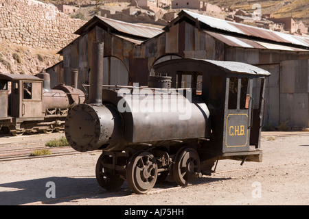 Di vecchi treni alla città mineraria di Pulacayo, incluso l'ultimo treno derubato da Butch Cassidy e Sundance Kid, Bolivia Foto Stock