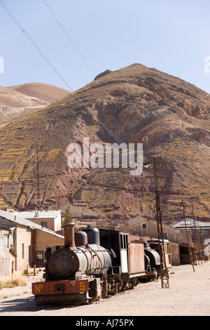 Di vecchi treni alla città mineraria di Pulacayo, incluso l'ultimo treno derubato da Butch Cassidy e Sundance Kid, Bolivia Foto Stock