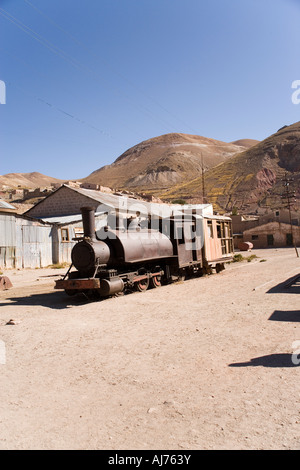 L'ultimo treno derubato da Butch Cassidy e Sundance Kid nella vecchia città mineraria di Pulacayo, Bolivia Foto Stock