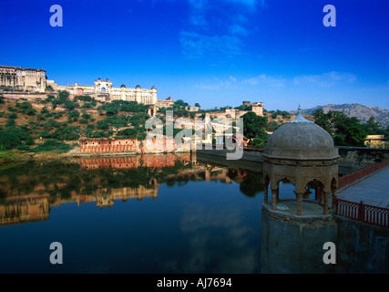 Lago Maota e Amber Fort, vicino Jaipur, Rajasthan, India Foto Stock