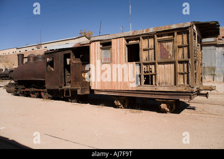 L'ultimo treno derubato da Butch Cassidy e Sundance Kid nella vecchia città mineraria di Pulacayo, Bolivia Foto Stock