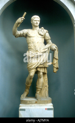 Cesare Augusto primo imperatore romano. Artista: sconosciuto Foto Stock