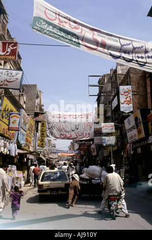 Il Pakistan NWFP Area tribale a Peshawar Bazaar Foto Stock