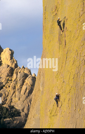 Arrampicatori sul grande concerto percorso. Foto Stock