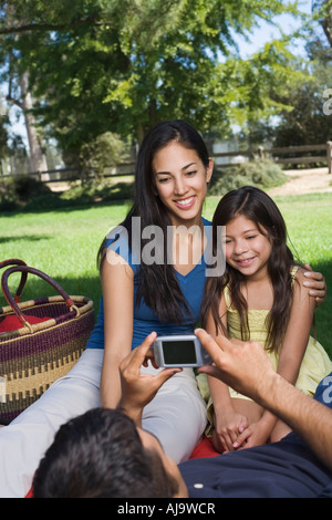 Famiglia al parco Foto Stock