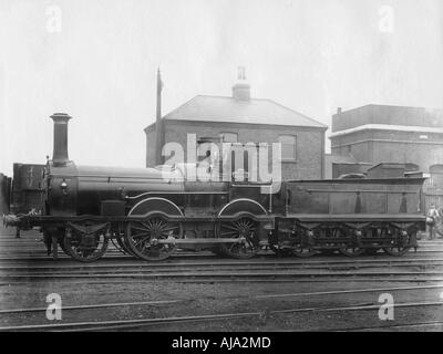 London & South Western Railway (LSWR) motrice n. 148, "Colne' con la sua offerta, c1880. Artista: sconosciuto Foto Stock