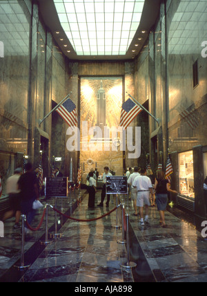 L'entrata della lobby dell'Empire State Building di New York Foto Stock