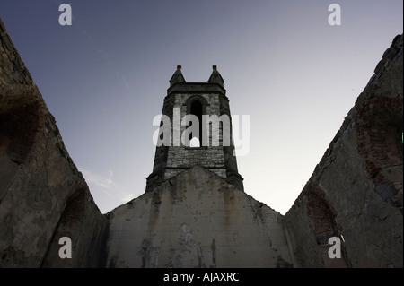 All'interno di dunlewey chiesa di Irlanda chiesa protestante cercando fino alla tower al tramonto Dunlewy County Donegal Repubblica di Irlanda Foto Stock