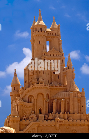 Castello la scultura di sabbia festival sulla spiaggia di Haifa Luglio 2006 Foto Stock