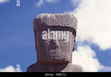 Antropomorfo Kalasaya megalitiche composto Tiahuanaco Tiwanaku capitale di un grande impero, culla della civiltà andina Foto Stock