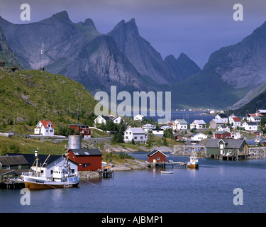 NO - ISOLE LOFOTEN: Reine Foto Stock