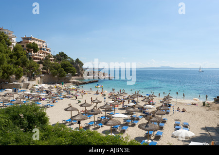 Spiaggia principale in Illetas, baia di Palma, South Coast, Maiorca, isole Baleari, Spagna Foto Stock