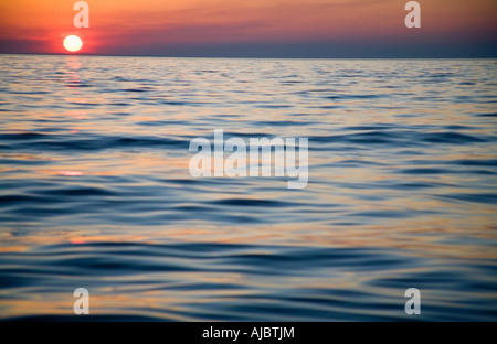 Drammatico Tramonto sul lago Tanganica Foto Stock
