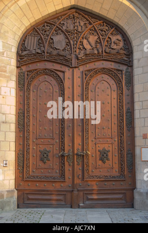 Porta di ingresso al Castello di Hluboka nad Vltavou, Boemia del Sud, Repubblica Ceca Foto Stock