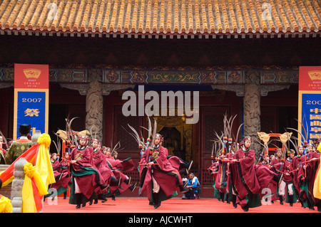 Confucio internazionale Festival culturale città di Qufu, luogo di nascita di Confucio Sito Patrimonio Mondiale dell'Unesco Provincia di Shandong Cina Foto Stock