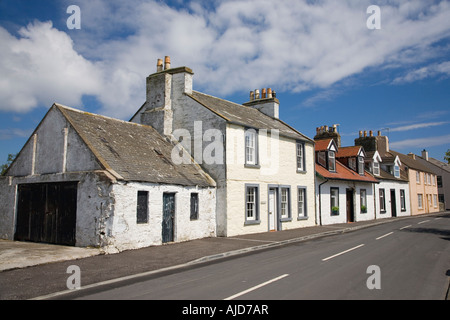 Fila di tradizionali Agriturismi Isola di Whithorn Dumfries and Galloway Scotland Foto Stock