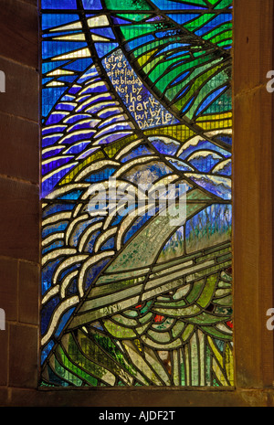 Norman Nicholson memorial finestra (dettaglio). Chiesa di San Giorgio, Millom, Cumbria, Inghilterra, Regno Unito, Europa. Foto Stock