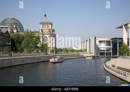 Berlin Mitte Reichstag Berliner Marie Elisabeth Luedres Haus Paolo Loebe Haus House Foto Stock