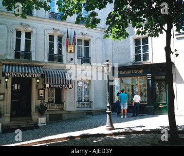 EU FR Francia regione Ile de France Paris Montmartre Place Emile Goudeau Tim Hotel n. i diritti di terze parti disponibili Foto Stock