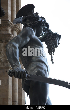 Statua di Perseo, Firenze, Piazza della Signoria, vista laterale Foto Stock