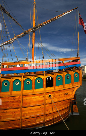 Una replica di Giovanni Cabots nave di Matthew di base a Bristol, Avon, England, Regno Unito Foto Stock