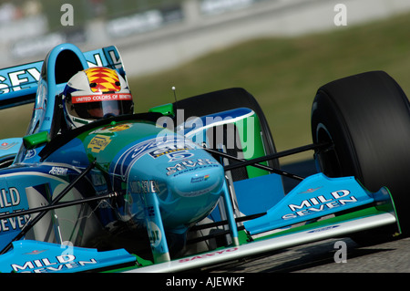 Larry Connor gare il suo ex-Michael Schumacher 1994 Benetton B194 una vettura di Formula 1 a 2006 Kohler sfida internazionale Foto Stock