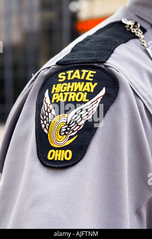 Close up di un badge di spallamento di una autostrada Statale Patrol Ohio OH Foto Stock