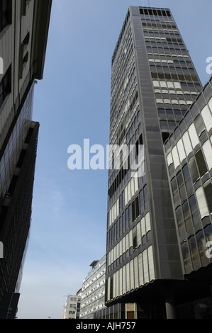 Beograd, ufficio edificio Beogradjanka dall architetto Branko Pesic Foto Stock