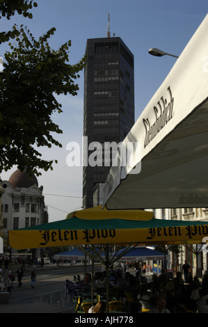 Beograd, ufficio edificio Beogradjanka dall architetto Branko Pesic Foto Stock