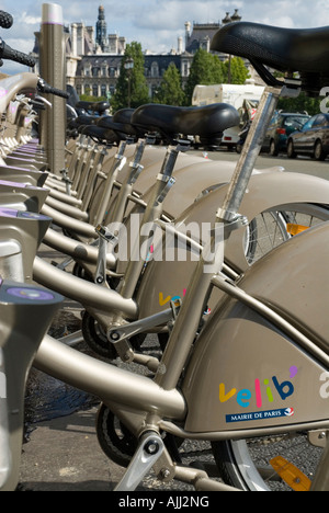 Velib libertà moto supportato da Mairie de Paris sindaco Francia Foto Stock