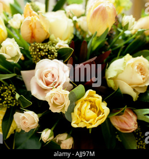 Bouquet di Rose e Tulipani Foto Stock