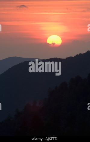 Tramonto da si affacciano sul lato del Tennessee di ritrovata Gap Road, Great Smoky Mountains National Park, Tennessee, Stati Uniti d'America Foto Stock