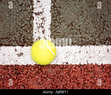 Palla da tennis on line Foto Stock