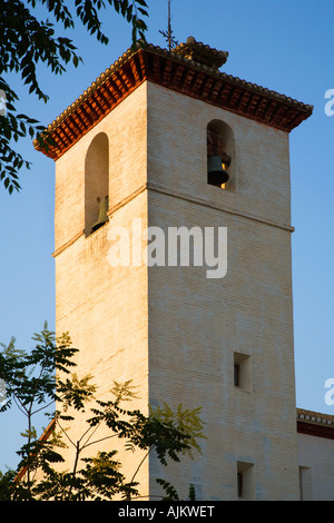 La Iglesia San Nicolas nella Albayzin Granada Spagna Foto Stock