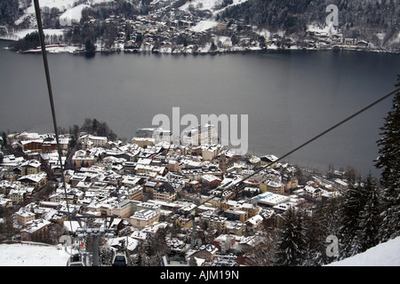 Zell am See ski resort di Salisburgo in Austria, visto dal monte Schmittenhohe funivia Foto Stock