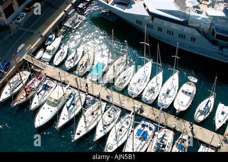 Barche nel porto di Barcellona SPAGNA Foto Stock