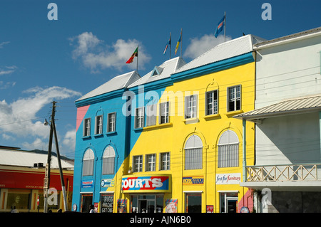 St Kitts Caribbean West Indies Basseterre shopping negozi colorati Foto Stock