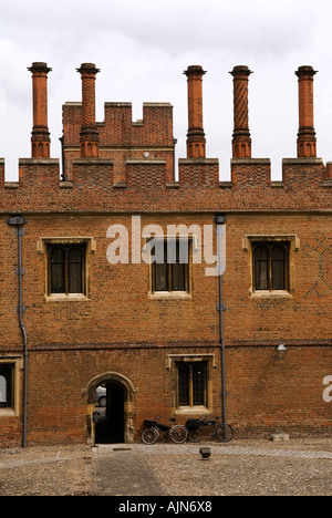 Eton College the Quad, scuola che costruisce il quad. 2000s UK Eton, Windsor, Berkshire, Inghilterra giugno 2006. HOMER SYKES Foto Stock