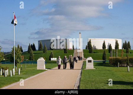 Forze armate Memorial, National Memorial Arboretum, Alrewas, Staffordshire, Inghilterra Foto Stock