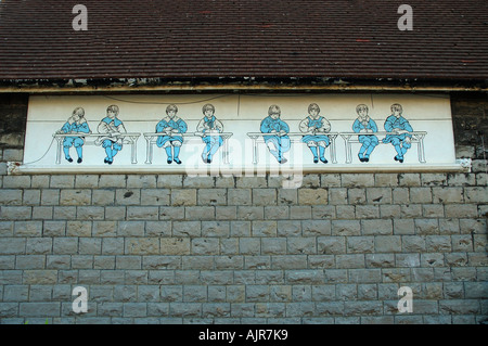 Motivo al Albert Road junior school Penarth Galles del Sud Foto Stock