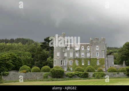 Il castello di Castlewellan Castlewellan Forest Park contea di Down Irlanda del Nord Foto Stock