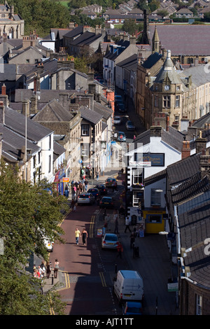 La strada principale di Clitheroe visto da Clitheroe Castle Foto Stock