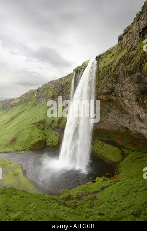 Cascata Seljalandsfoss vicino Thorsmork, Islanda Foto Stock