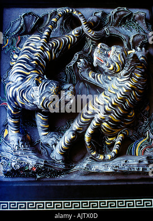 Sole Luna Lago tigri di Taiwan sul lato del tempio Wenwu Foto Stock