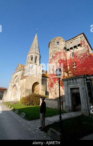 Musée de la Tour e St Laurent Cappella (XII secolo), Montmorillon, Vienne, in Francia. Foto Stock