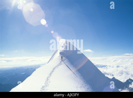 Bolivia. Potosi. Gli alpinisti per raggiungere la vetta. Huanya. Foto Stock