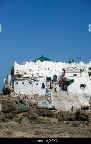 Il Marocco, Costa Atlantica, Casablanca . Marabutto di Sidi, Abd, er, Rahmane / tomba e luogo di pellegrinaggio sull'Ain Diab beach Foto Stock